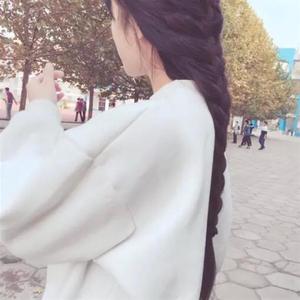 大胸肌男生和男生色色网络
