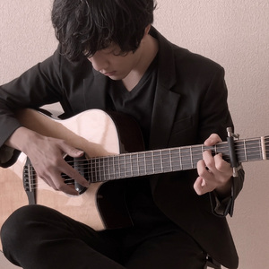 大胸肌男生和男生色色网络
